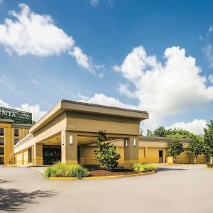 La Quinta & Suites Baltimore South